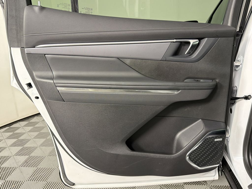 new 2025 Buick Enclave car, priced at $44,630