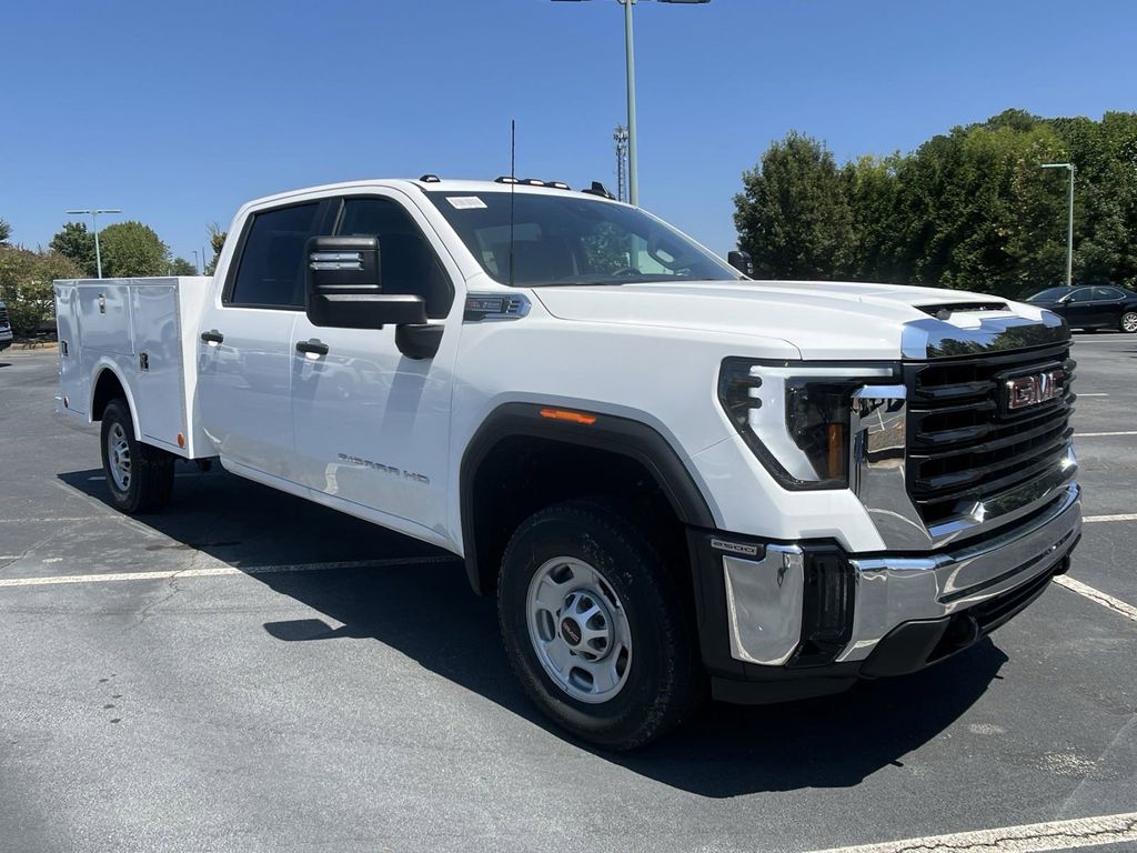 new 2024 GMC Sierra 2500HD car, priced at $48,933