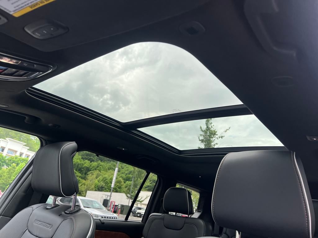 new 2025 Jeep Grand Cherokee L car, priced at $67,326