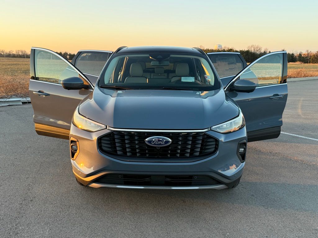 new 2025 Ford Escape car, priced at $37,552