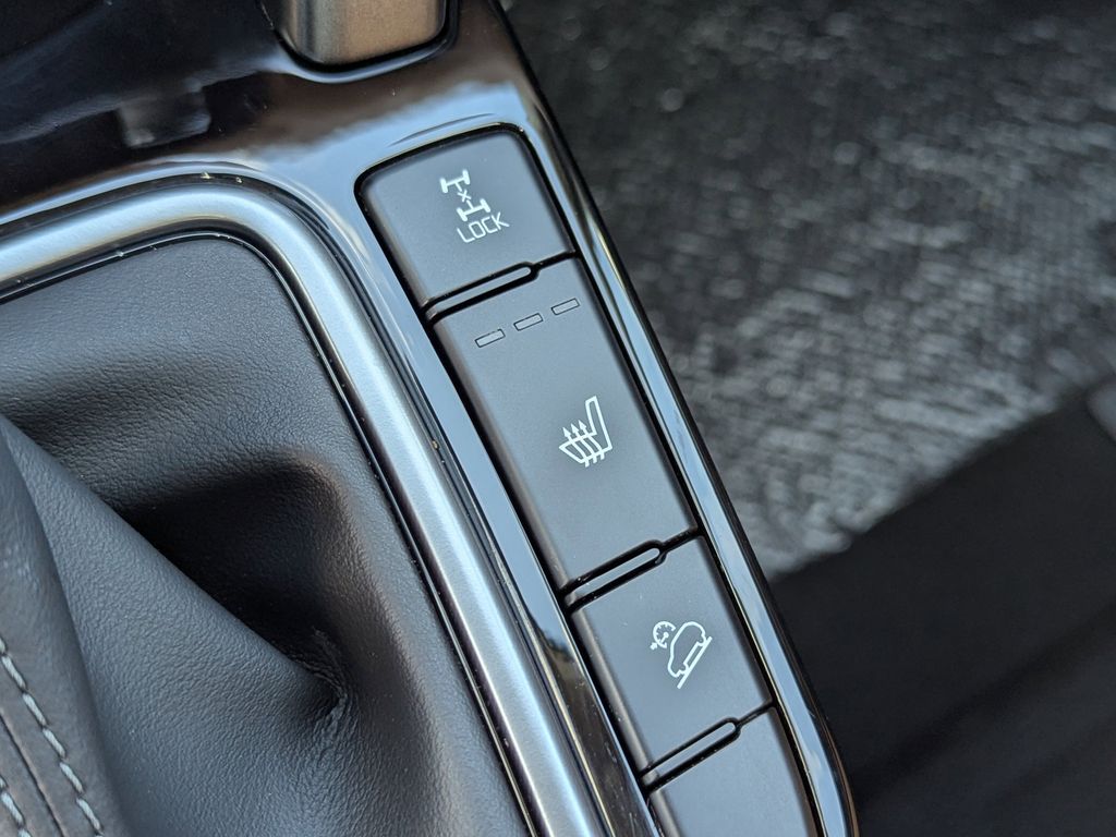 used 2024 Kia Seltos car, priced at $23,991