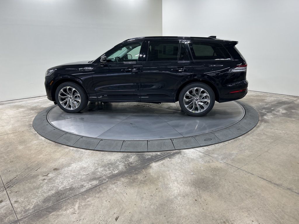 new 2026 Lincoln Aviator car, priced at $62,977