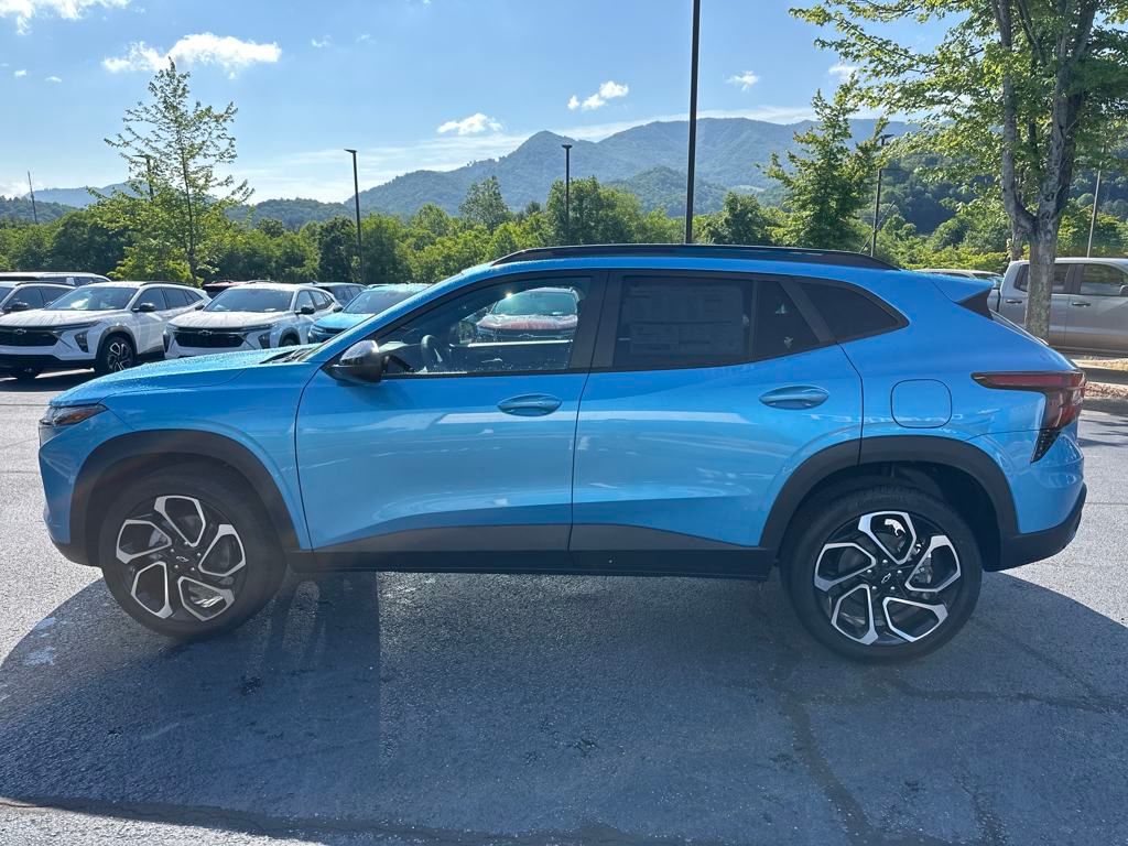 new 2025 Chevrolet Trax car, priced at $26,290