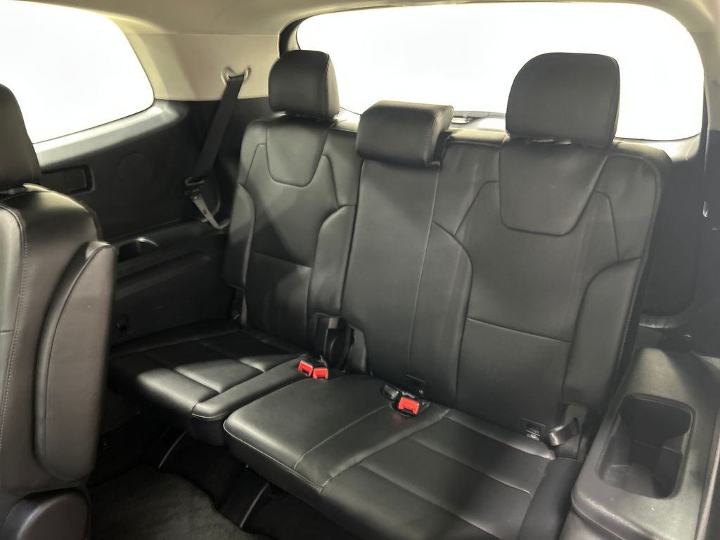 used 2023 Kia Telluride car, priced at $38,127