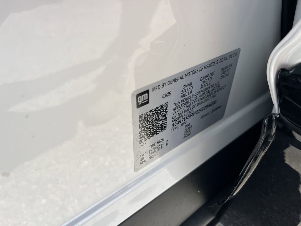 new 2025 Chevrolet Equinox EV car, priced at $41,480