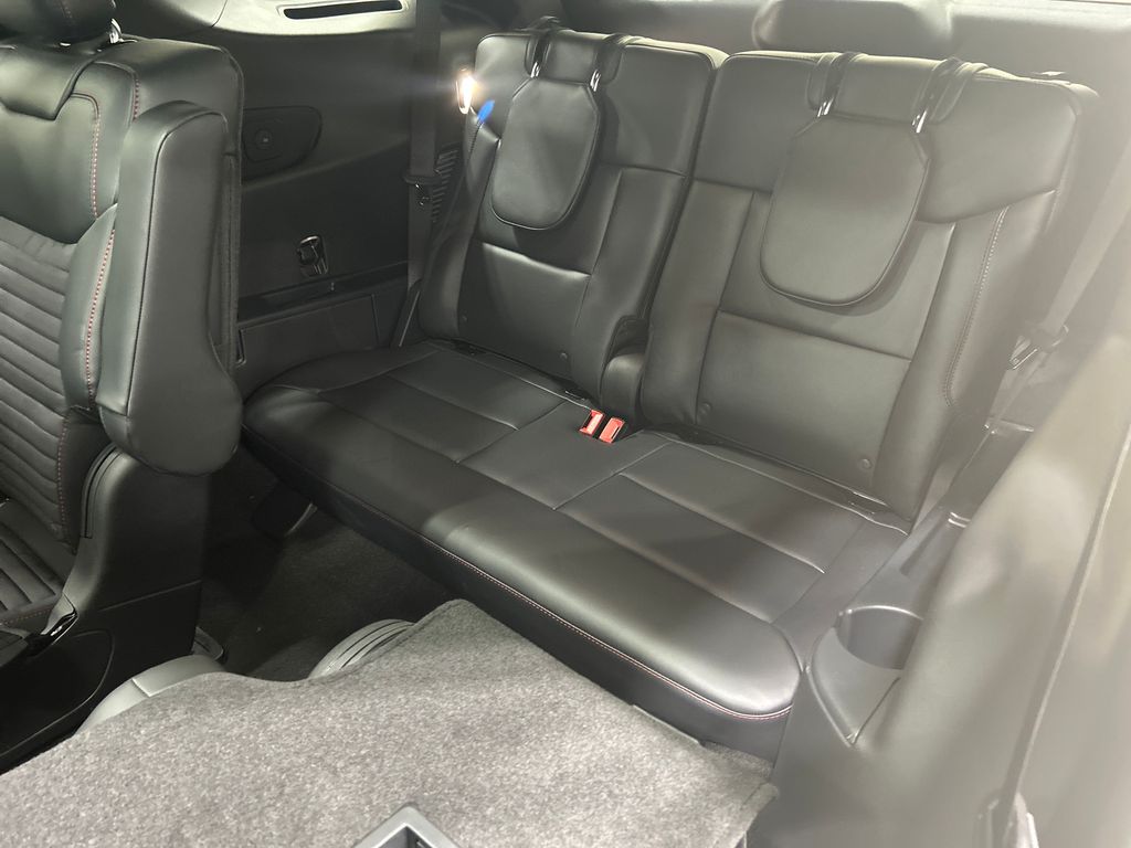 new 2025 Ford Explorer car, priced at $49,596
