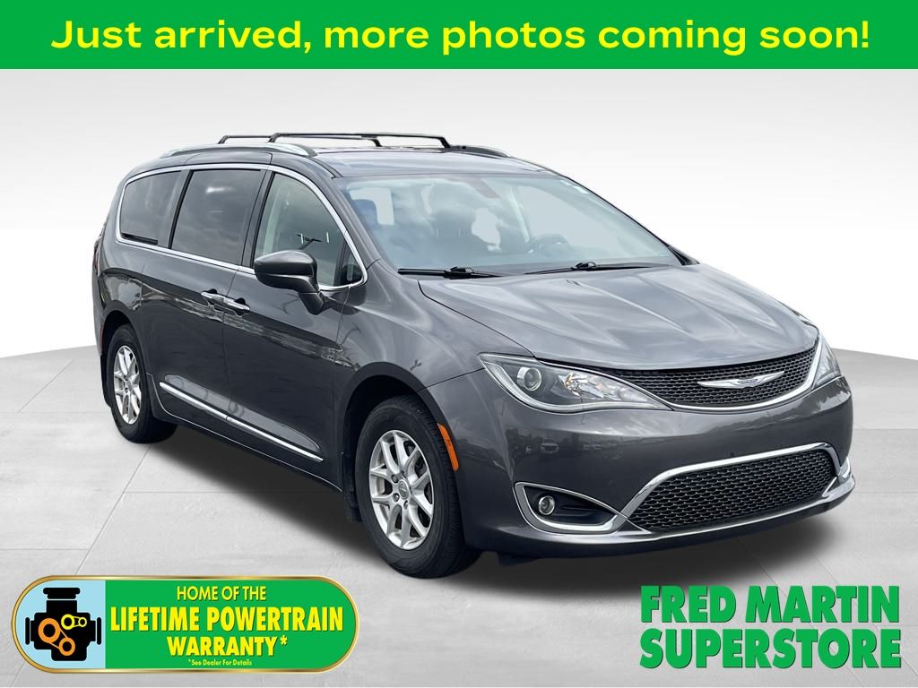 used 2020 Chrysler Pacifica car, priced at $23,395