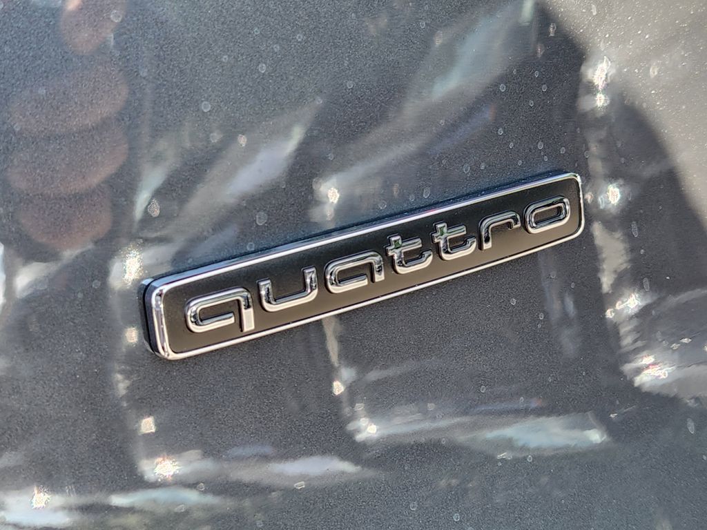 new 2025 Audi Q5 car, priced at $62,040