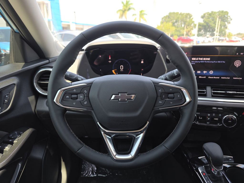 new 2025 Chevrolet Trax car, priced at $27,612