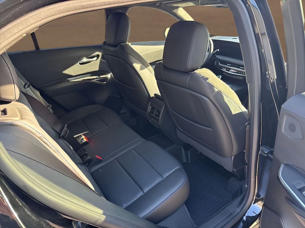 used 2024 Cadillac XT4 car, priced at $44,500