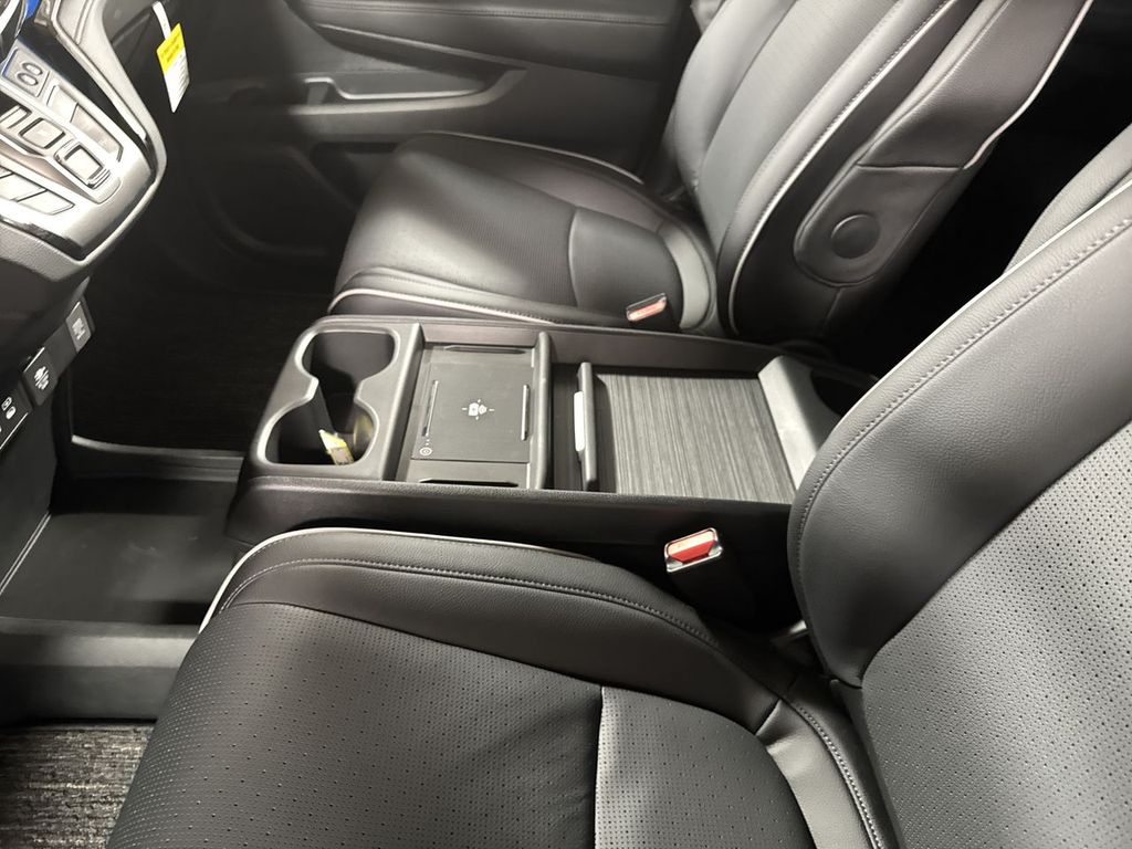 new 2026 Honda Odyssey car, priced at $53,190