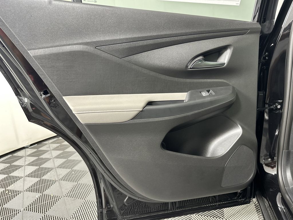 new 2025 Buick Envista car, priced at $29,495