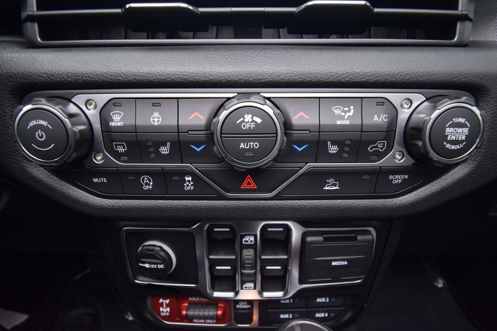 new 2026 Jeep Wrangler car, priced at $54,131