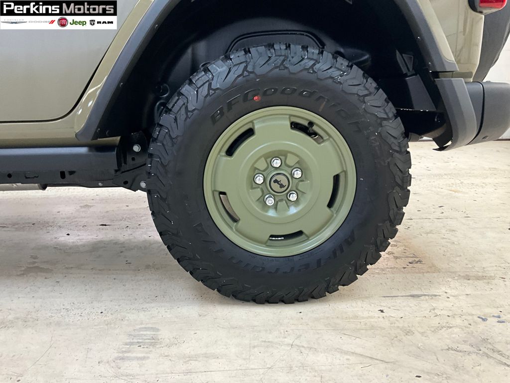 new 2025 Jeep Wrangler car, priced at $59,217