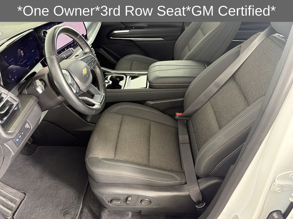 used 2024 Chevrolet Traverse car, priced at $33,333