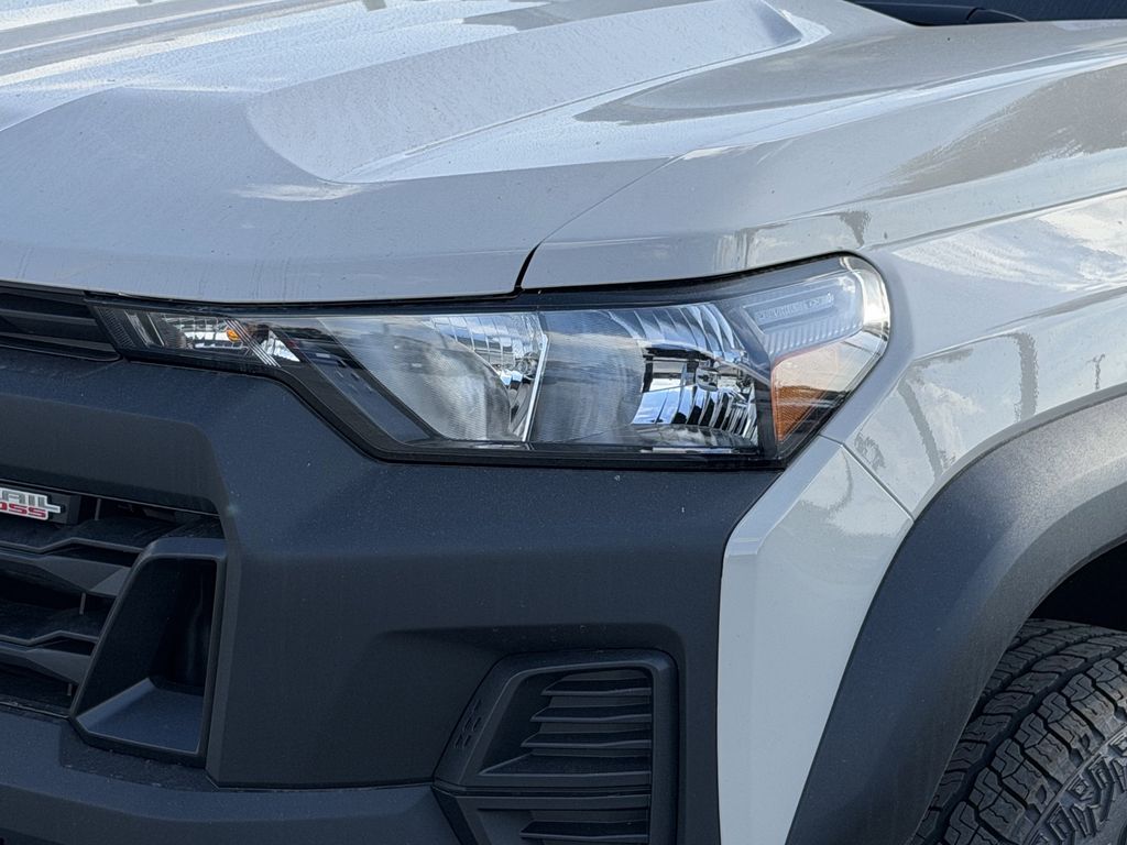 new 2026 Chevrolet Colorado car, priced at $38,400