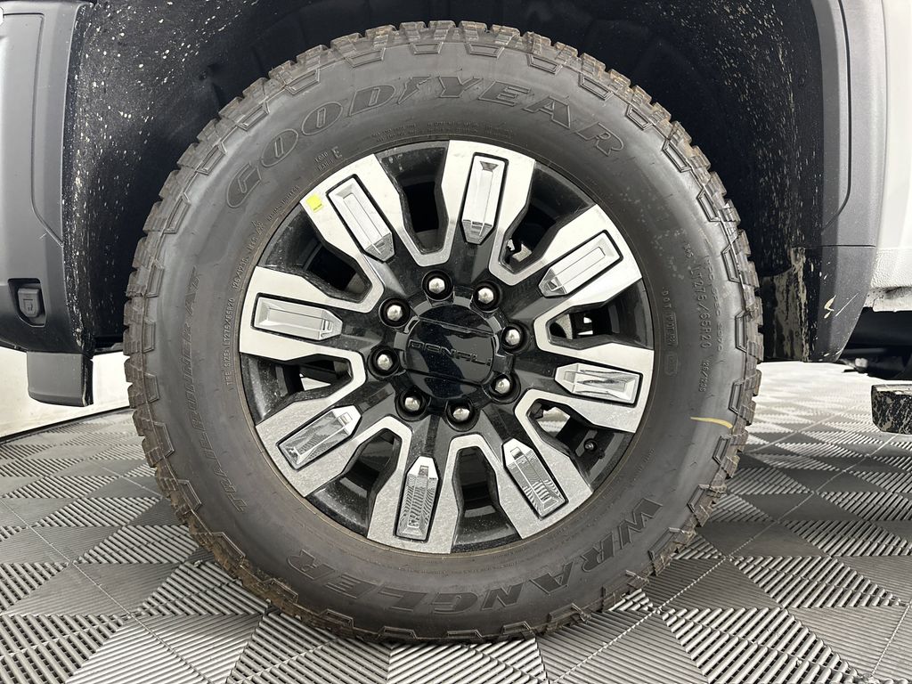 new 2025 GMC Sierra 2500HD car, priced at $86,502