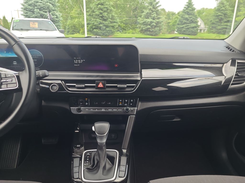 used 2024 Kia Seltos car, priced at $22,591