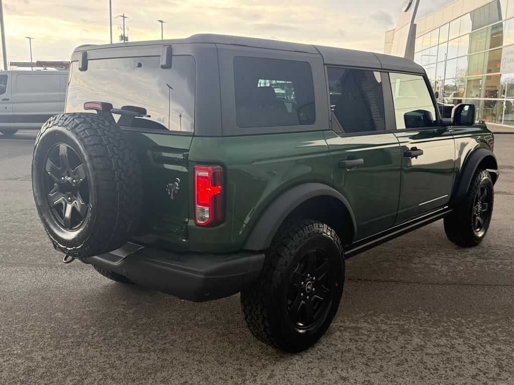 new 2024 Ford Bronco car, priced at $46,572