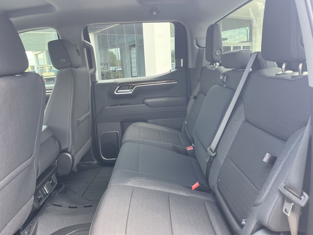 new 2025 GMC Sierra 1500 car, priced at $53,995