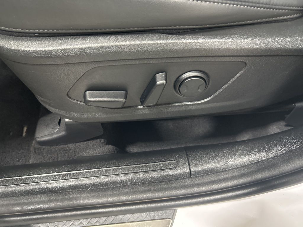 used 2022 Kia Sorento car, priced at $29,872