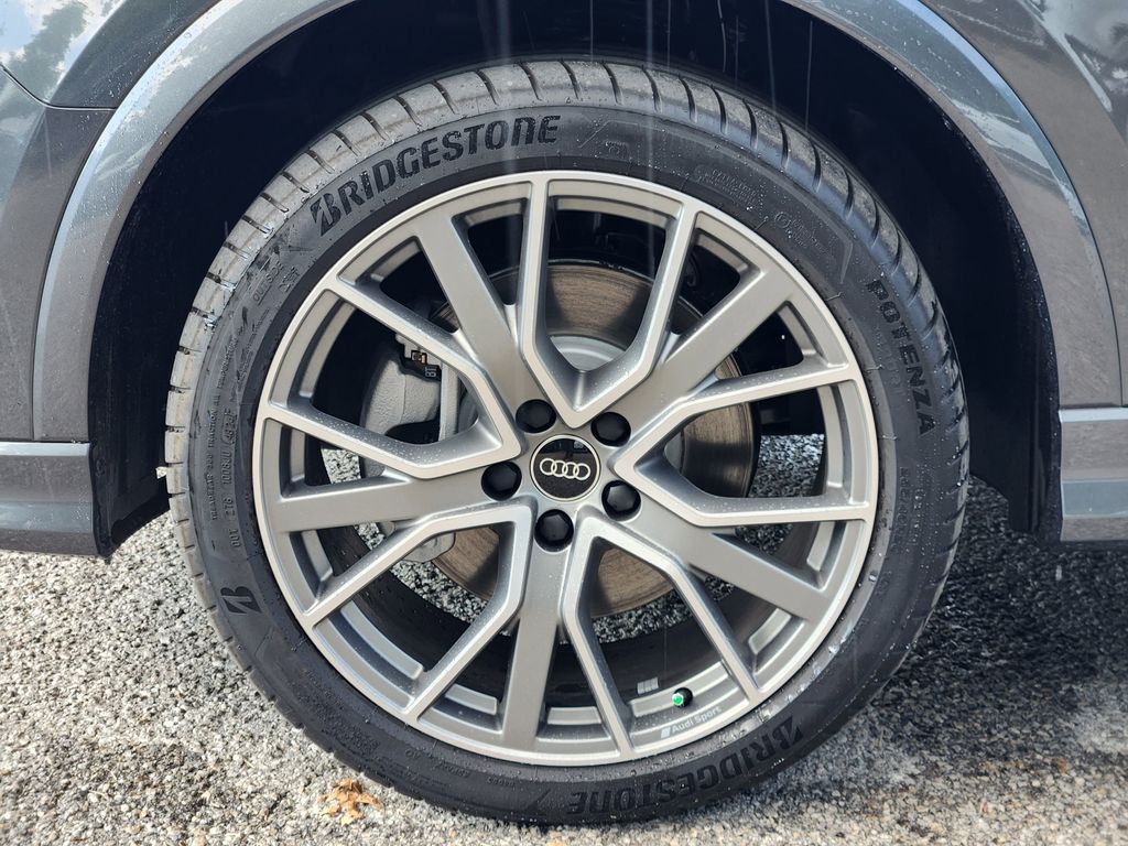 new 2025 Audi Q3 car, priced at $48,000