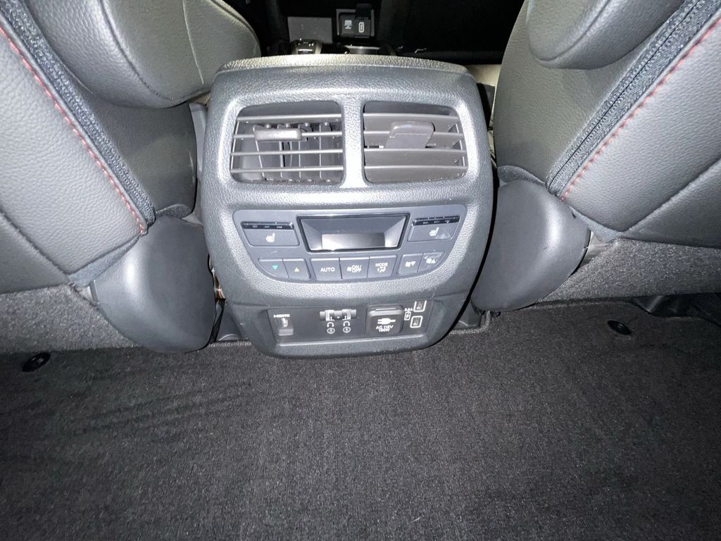 used 2022 Honda Pilot car, priced at $37,983
