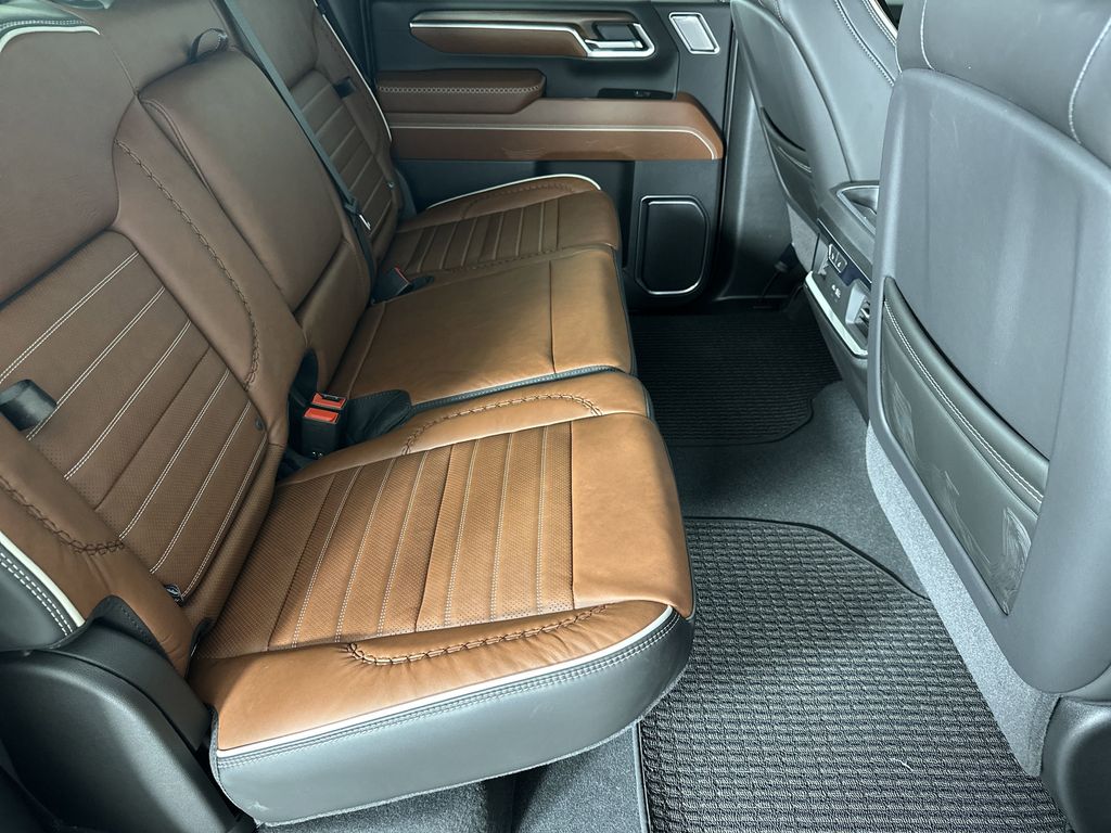 new 2025 GMC Sierra 2500HD car, priced at $94,014