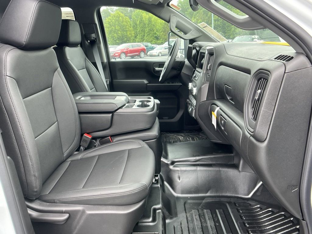 new 2024 GMC Sierra 3500HD car, priced at $48,978