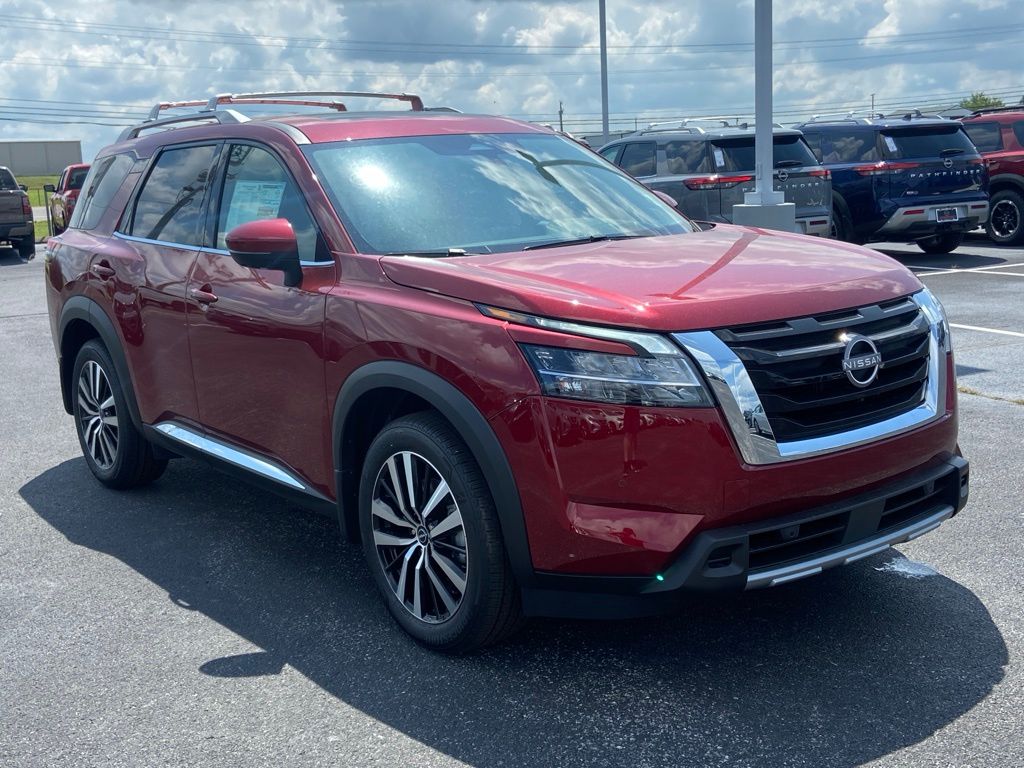 new 2024 Nissan Pathfinder car, priced at $44,375