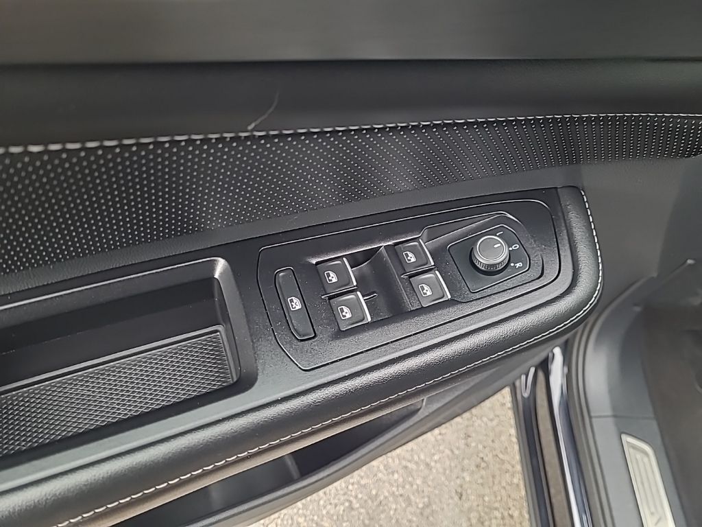 used 2024 Volkswagen Atlas Cross Sport car, priced at $33,812