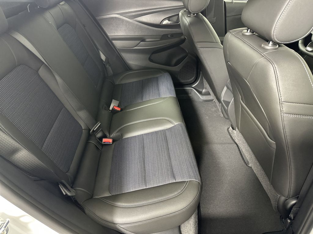 new 2025 Buick Envista car, priced at $26,880