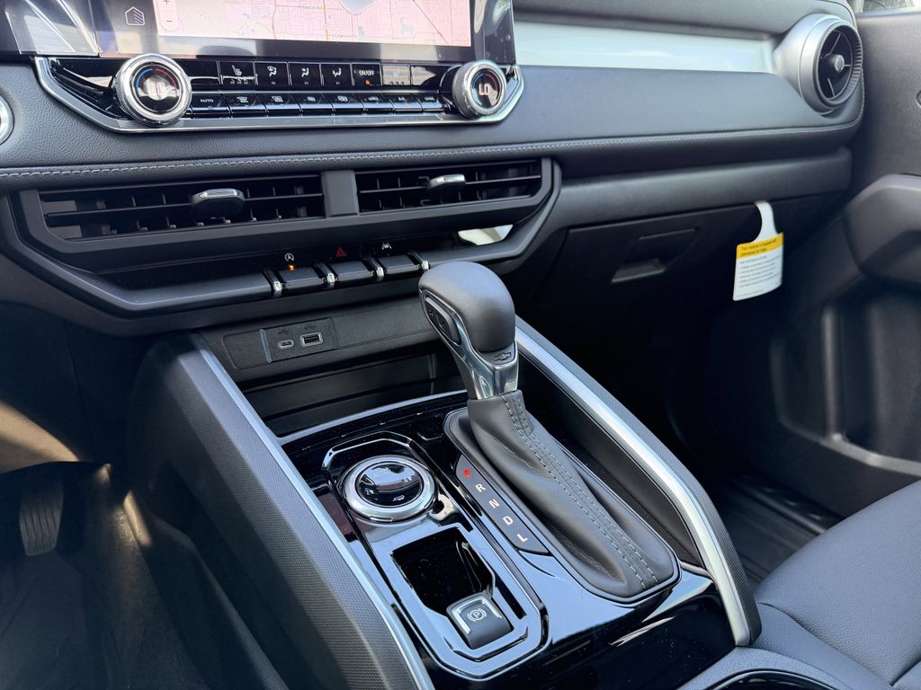 new 2026 Chevrolet Colorado car, priced at $39,050