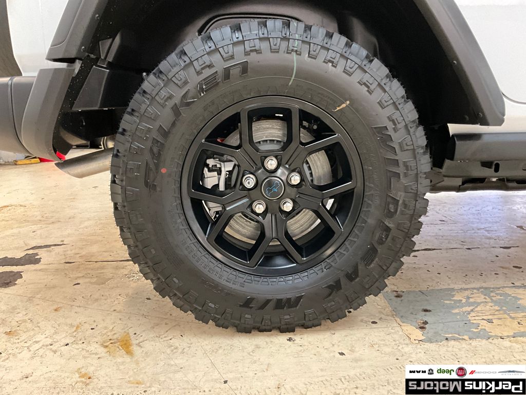 new 2025 Jeep Wrangler car, priced at $55,247