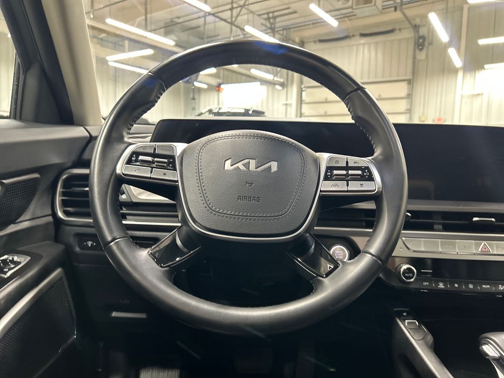 used 2023 Kia Telluride car, priced at $38,127