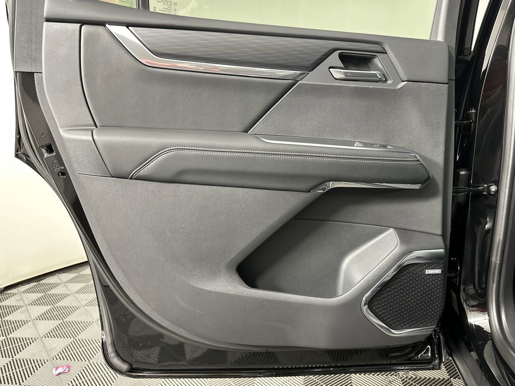 new 2025 GMC Acadia car, priced at $45,824