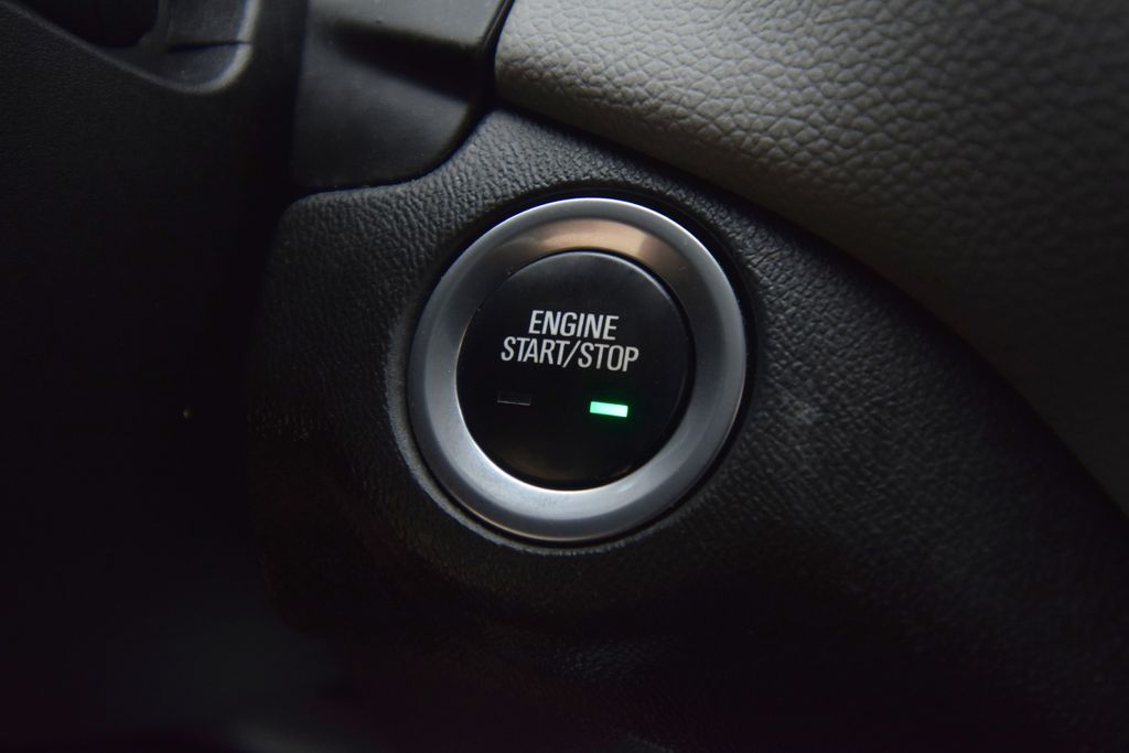 used 2022 Chevrolet Equinox car, priced at $20,300