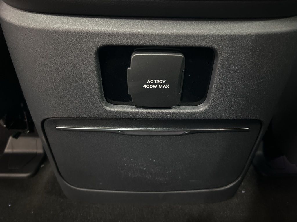 new 2025 Lincoln Navigator L car, priced at $108,185