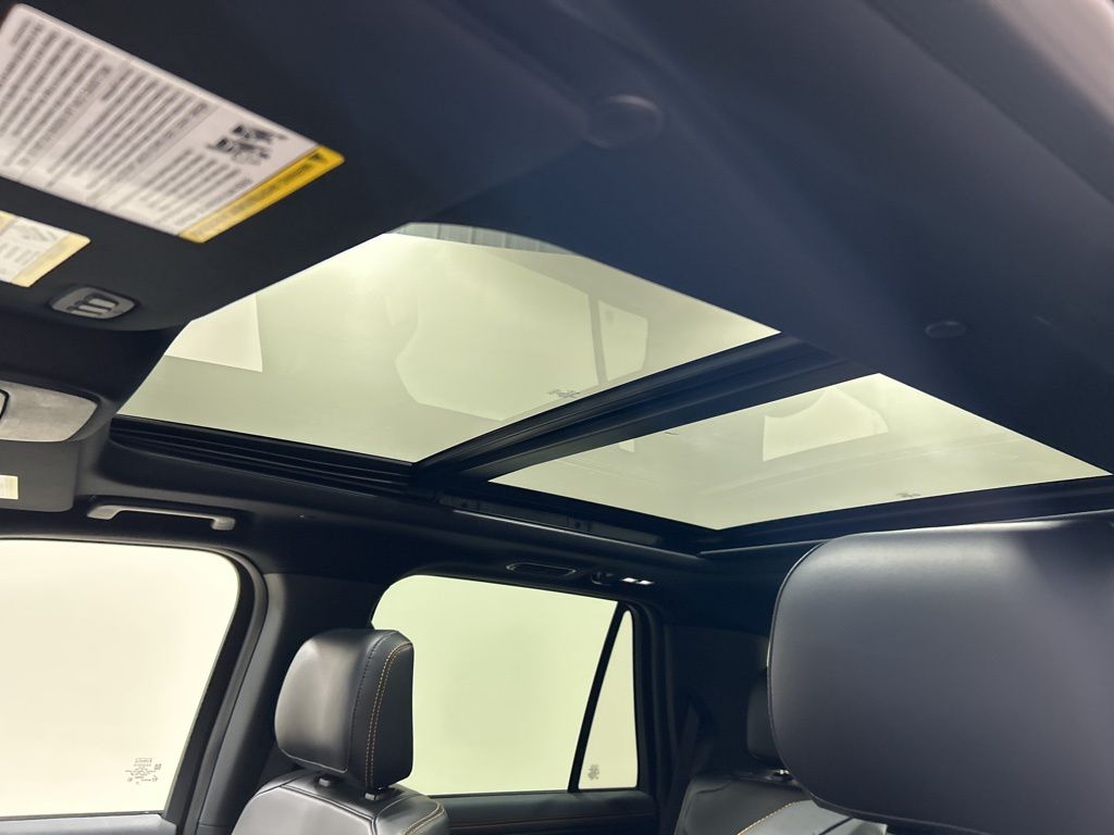 used 2025 Ford Expedition car, priced at $83,462