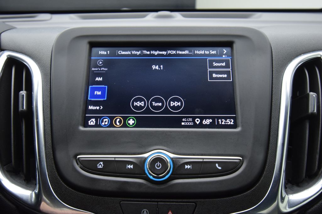 used 2023 Chevrolet Equinox car, priced at $17,800