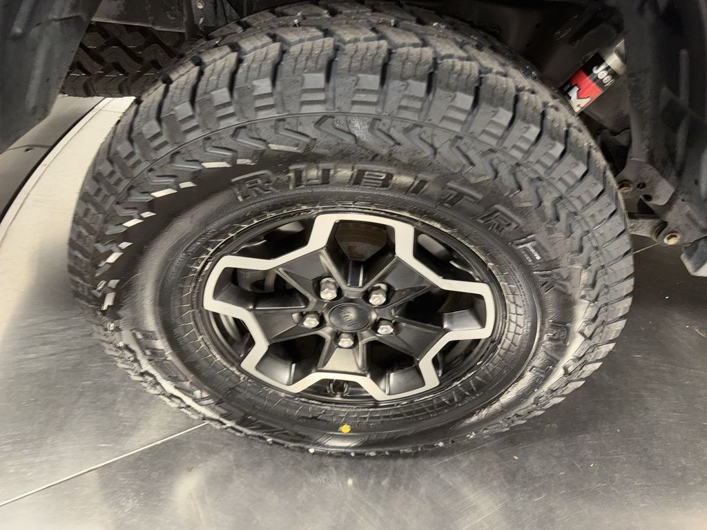 used 2020 Jeep Gladiator car, priced at $36,509