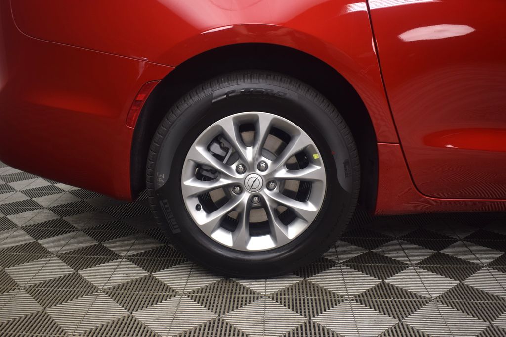 new 2026 Chrysler Pacifica car, priced at $43,561