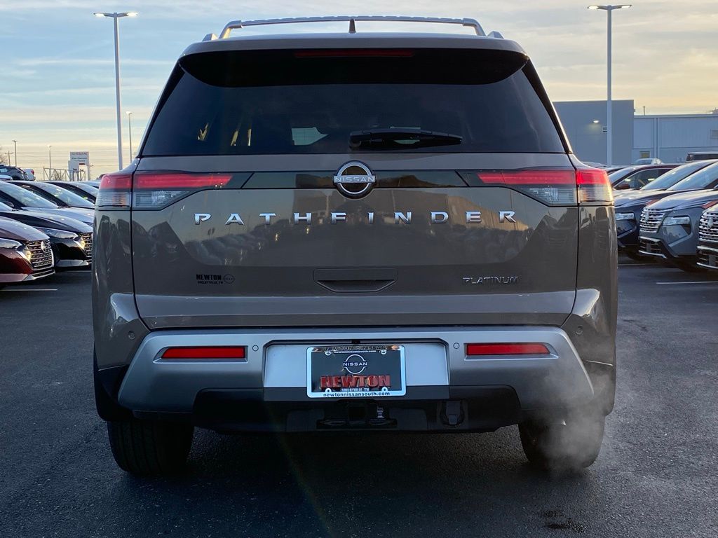 new 2024 Nissan Pathfinder car, priced at $42,920