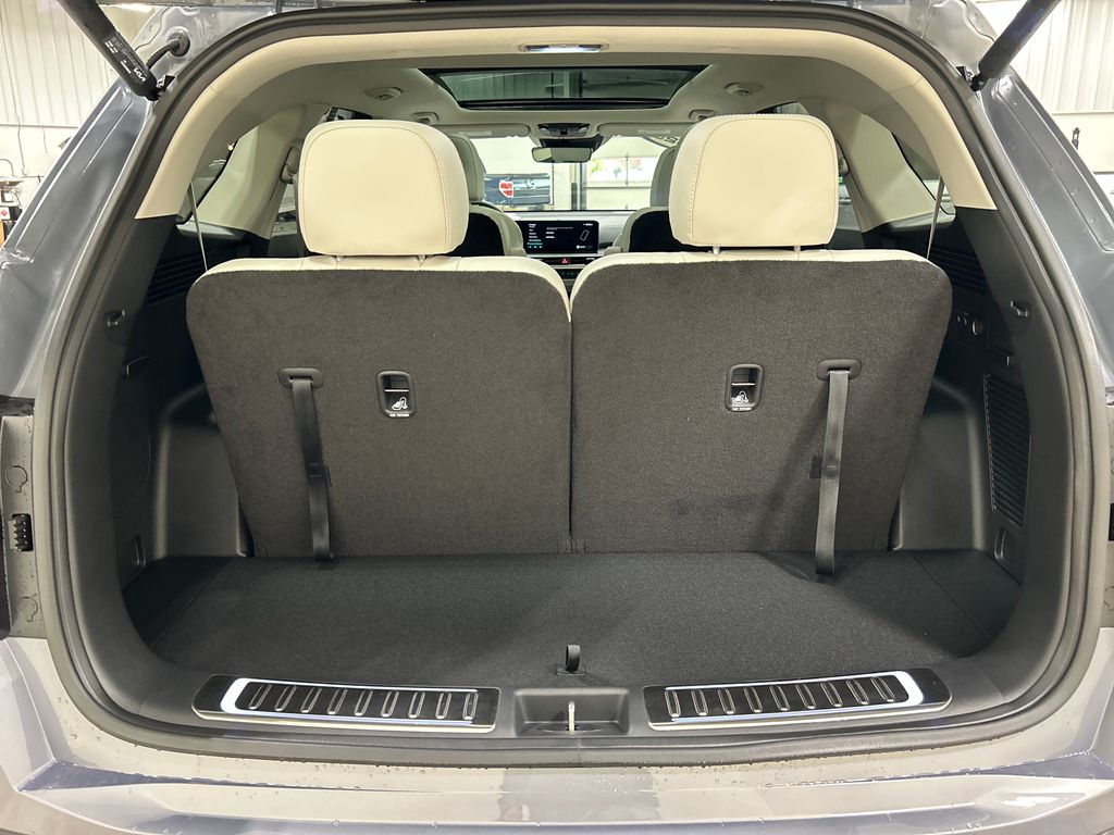 new 2025 Kia Sorento car, priced at $41,450
