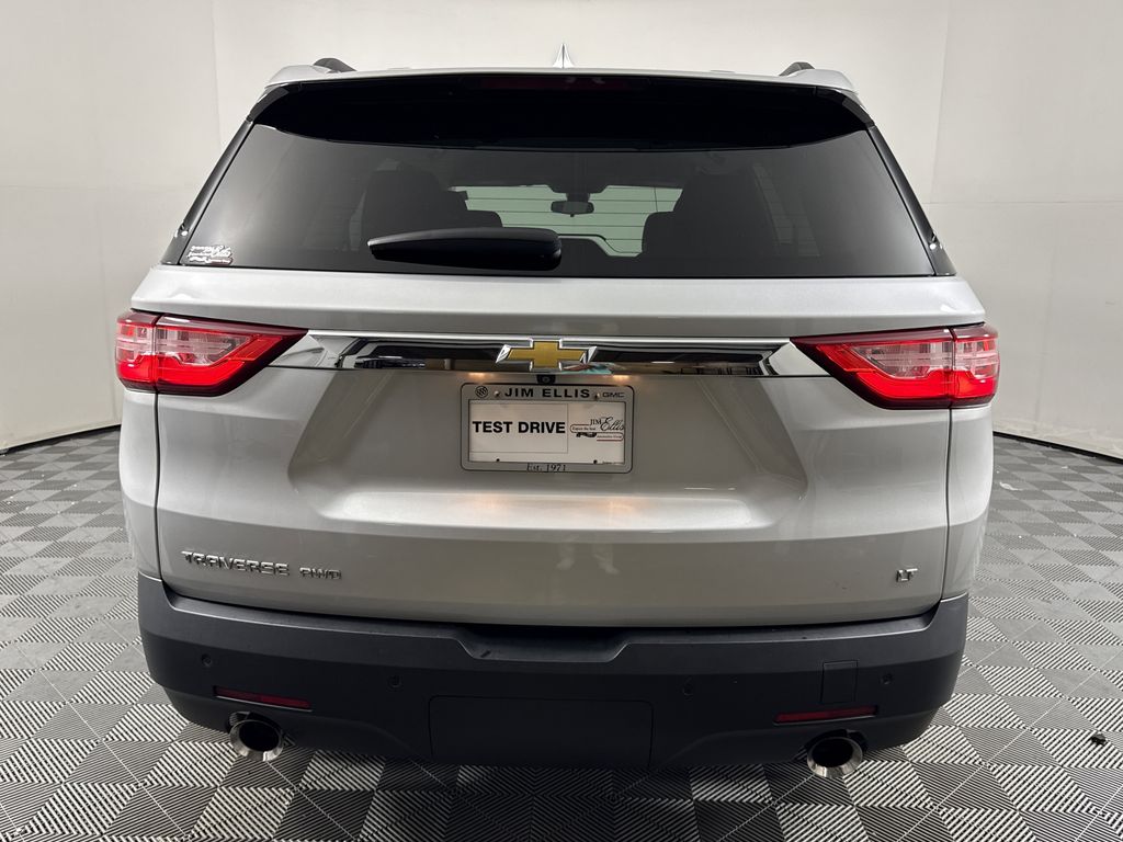 used 2021 Chevrolet Traverse car, priced at $25,997