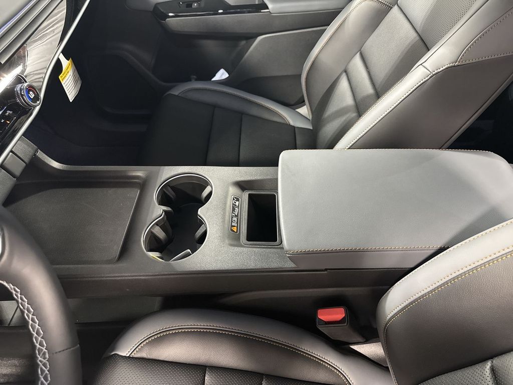 new 2025 Honda Prologue car, priced at $59,805