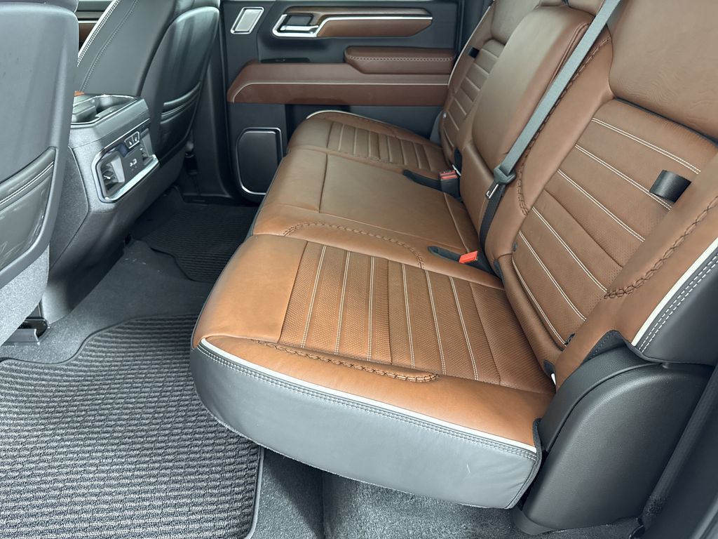 new 2025 GMC Sierra 2500HD car, priced at $93,552