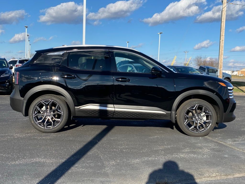 new 2025 Nissan Kicks car, priced at $30,054