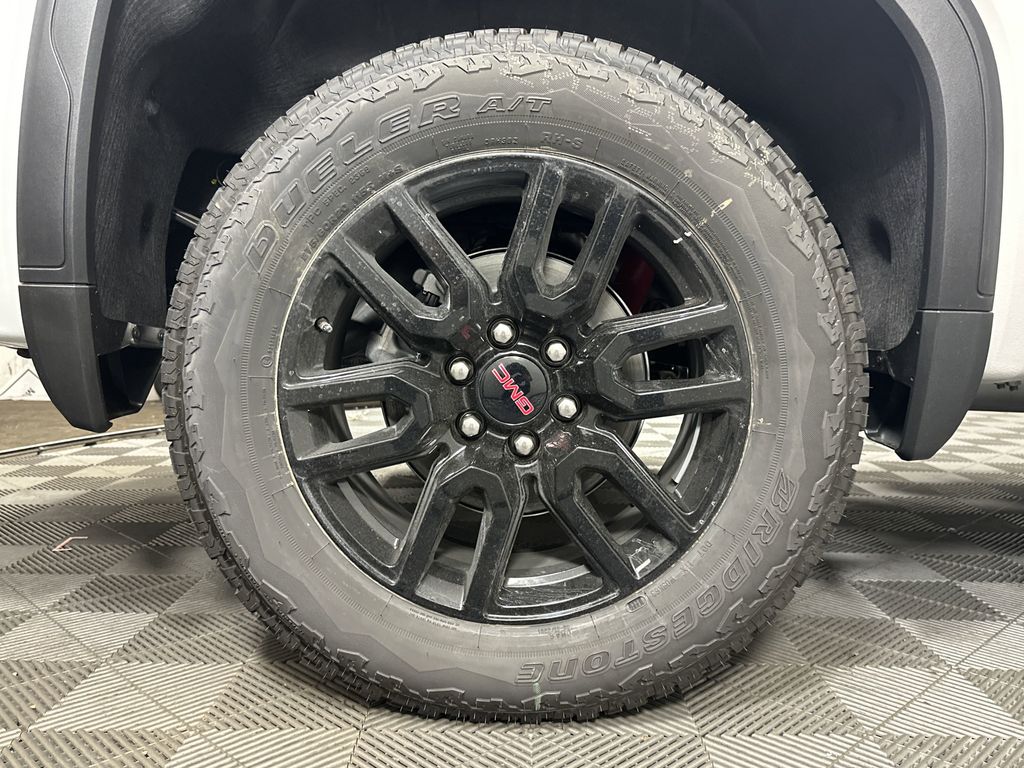 new 2025 GMC Sierra 1500 car, priced at $61,929