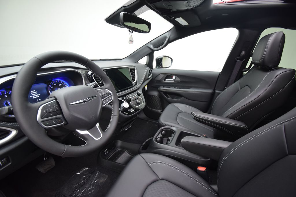 new 2026 Chrysler Pacifica car, priced at $45,425
